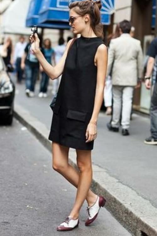 what to wear if you can't wear heels white brown oxford shoes summer dress classy flat shoe no socks
